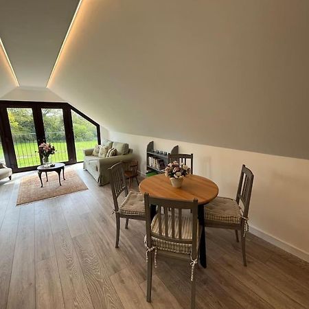 The Stable, Grove End Farm Appartement Petworth Buitenkant foto