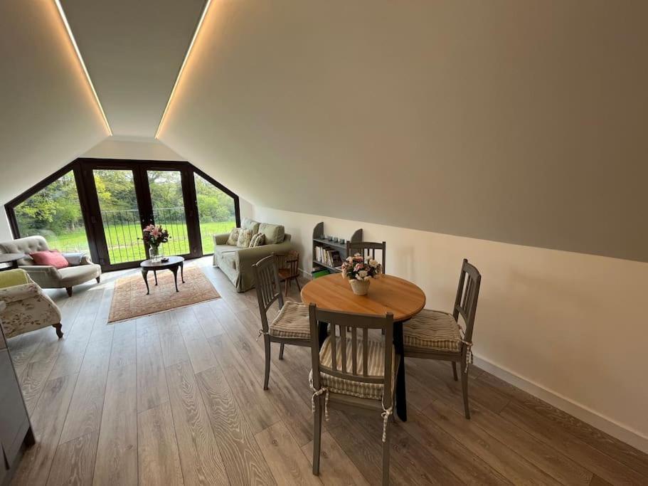 The Stable, Grove End Farm Appartement Petworth Buitenkant foto